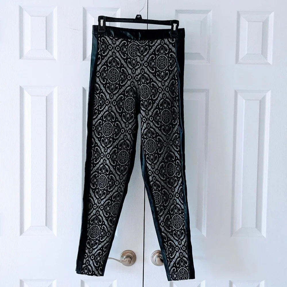 VENUS Women's Faux Leather  Lace Pants  Size 6  Black & White  NWOT